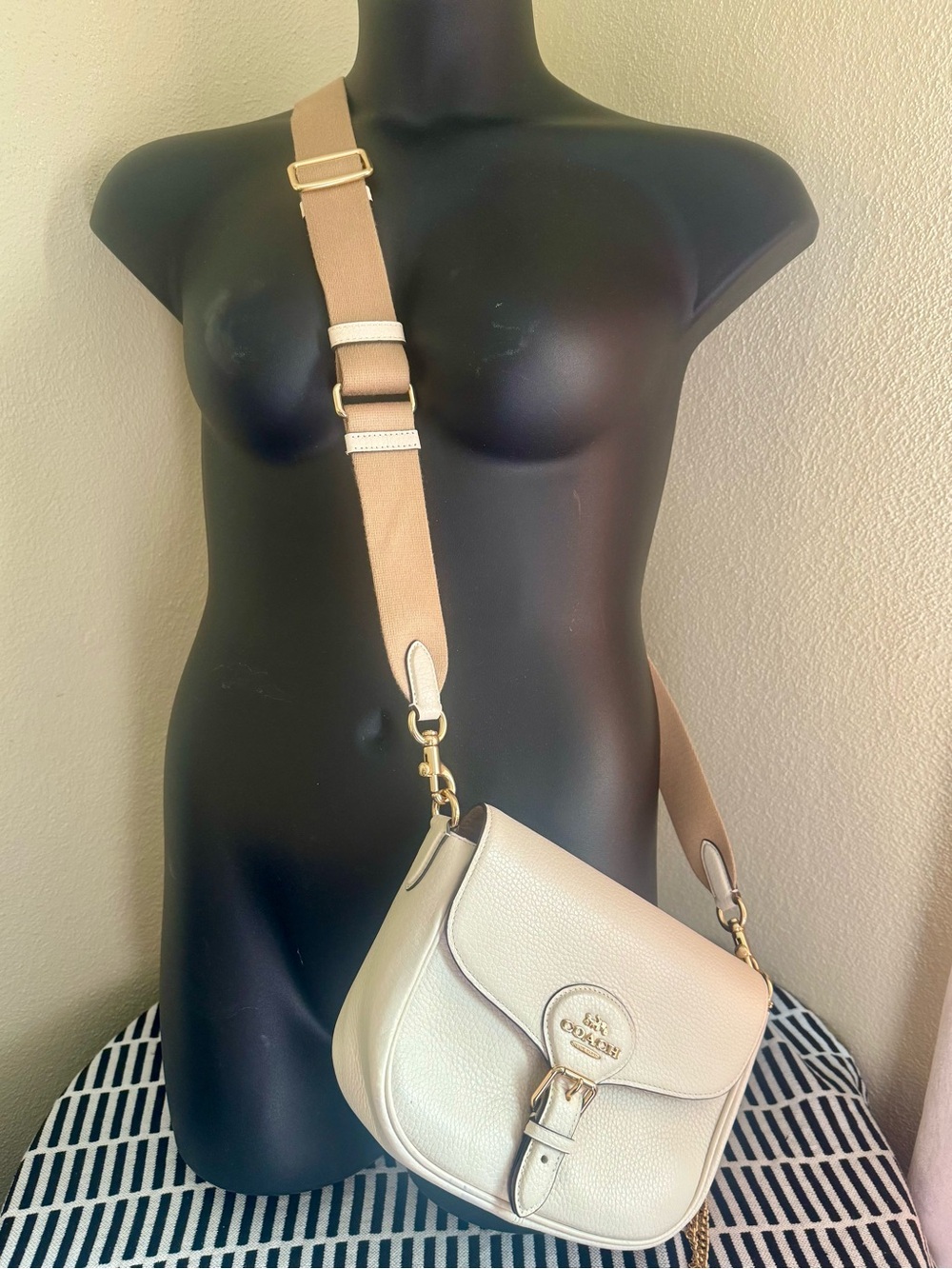 Coach Cream Pebbled Leather Crossbody with Tan Fabric Strap and Gold Hardware - Picture 2 of 3